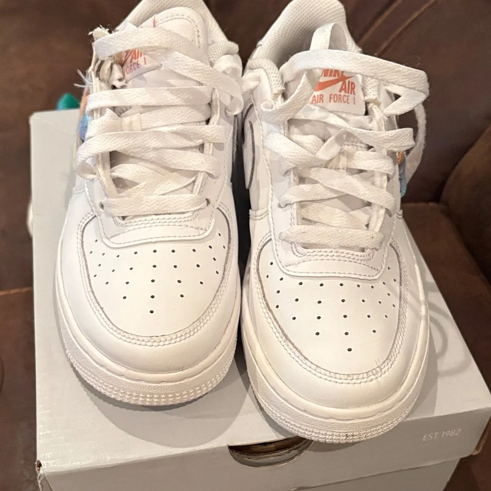 Nike Kids White Sneakers with Colorful Detail